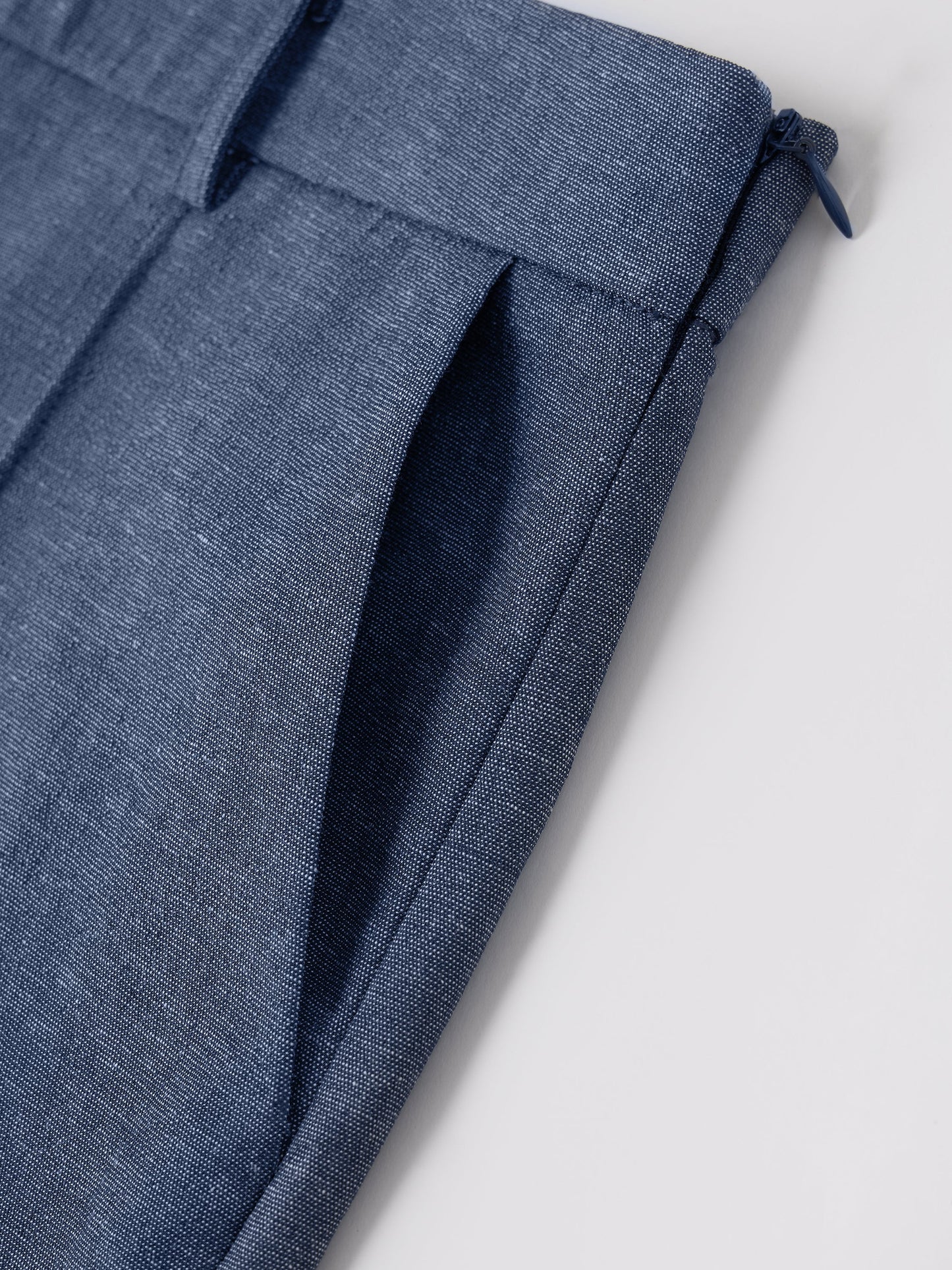 Linen-Like Mid Rise Pintuck Shorts with Pockets