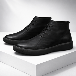 Alternative view of Varelle | Men's Lace-Up Ankle Chukka Boots with Chunky Sole
