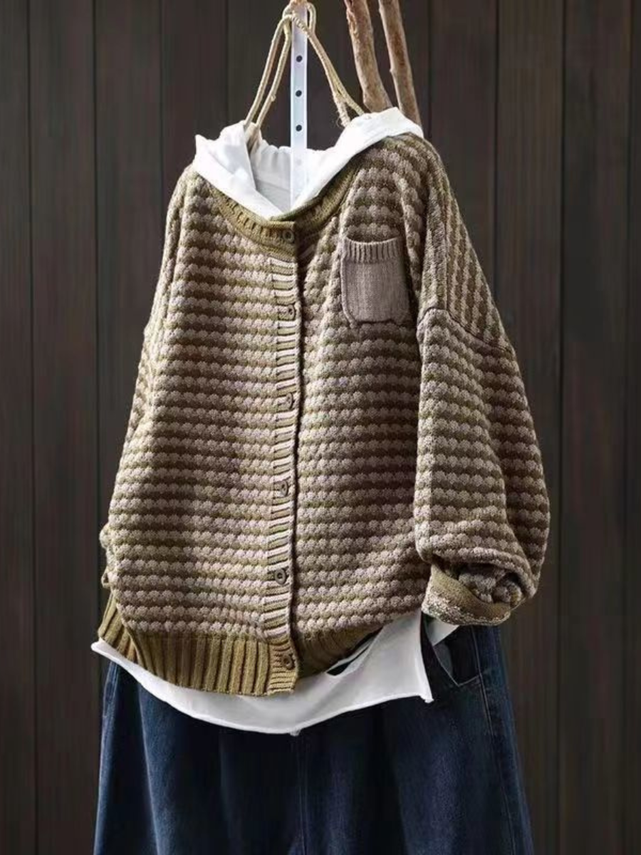 Auvren | Women's Waffle Knit Button Front Cardigan - Image 2